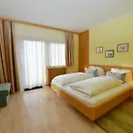 Haus Miriam 4*