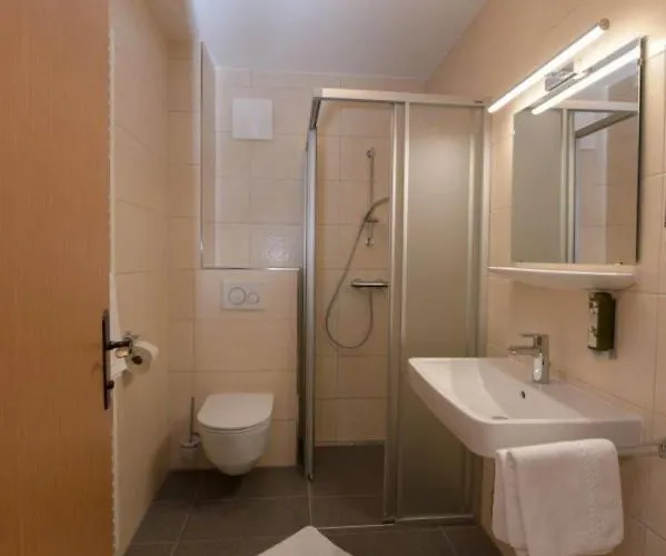 Haus Miriam Πανσιόν Sankt Lorenzen ob Murau